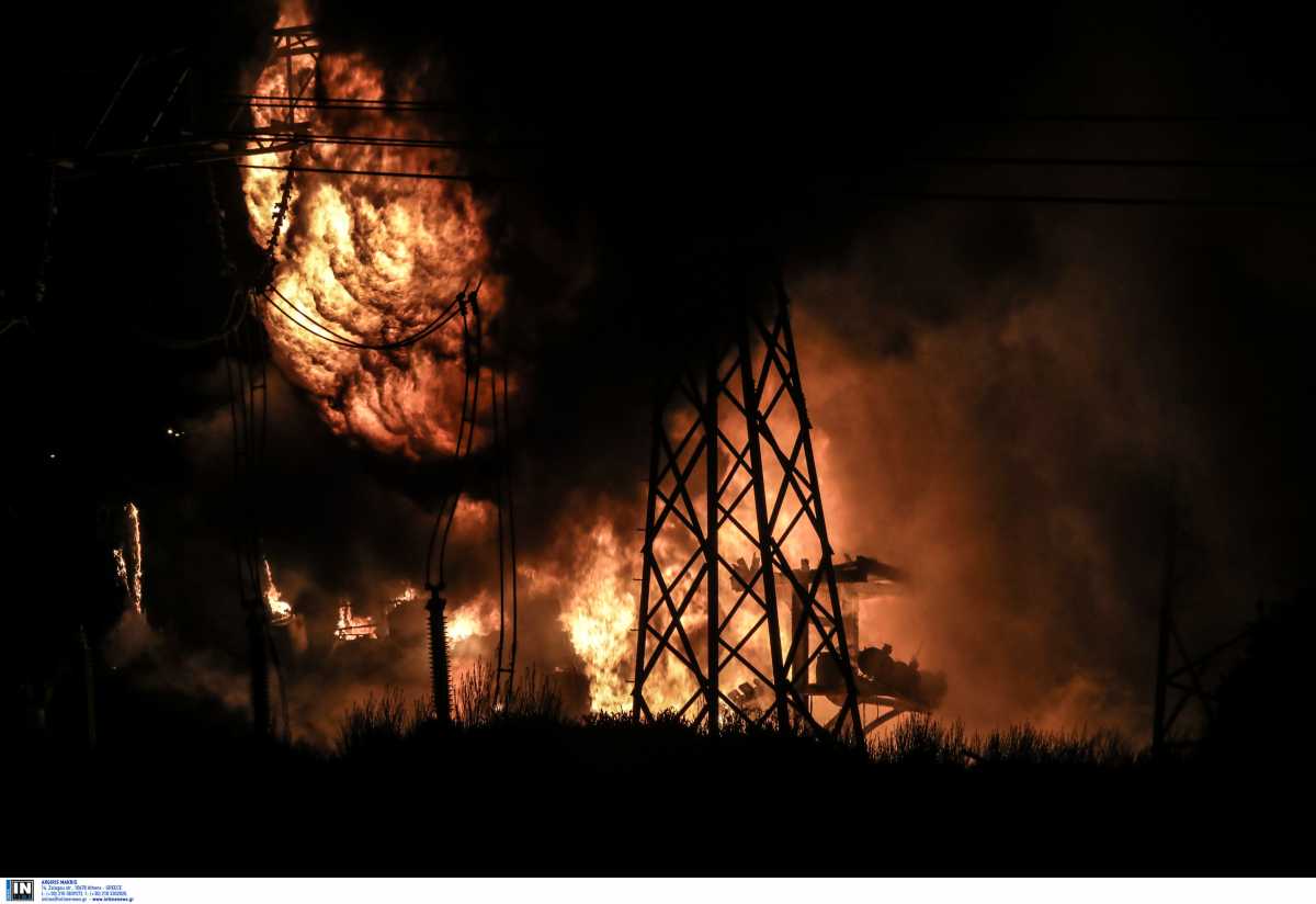 Ασπρόπυργος: Δύσκολη νύχτα από έκρηξη σε μετασχηματιστή – Χωρίς ρεύμα η μισή Αττική και η Πελοπόννησος