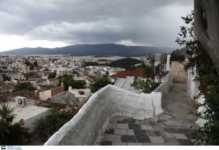 Αυτά είναι τα “στοιχειωμένα” κτίσματα στη Αθήνα – Όσα πρέπει να γνωρίζετε