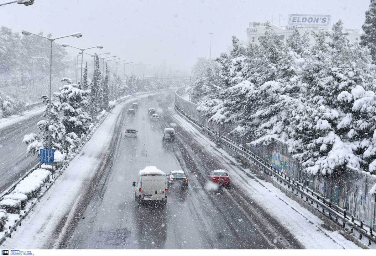 Καιρός – Κακοκαιρία Μήδεια: Άνοιξε η Αθηνών – Λαμίας – Που χρειάζονται αλυσίδες, ποιοι δρόμοι είναι κλειστοί