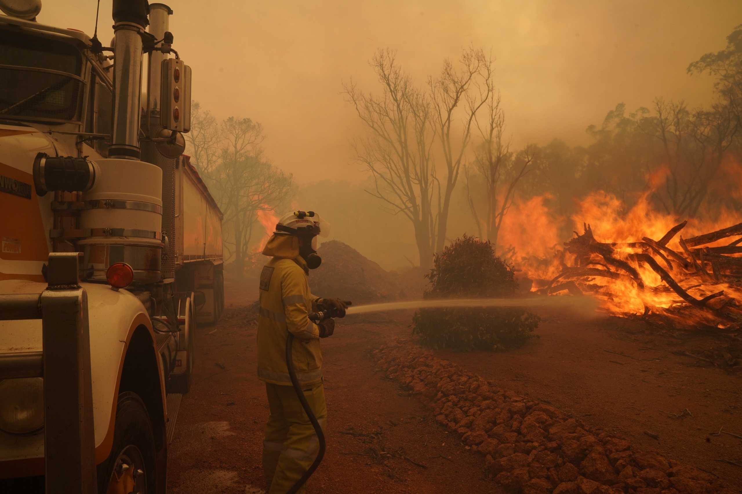 Αυστραλία: Φωτιές κατακαίνε μεγάλες περιοχές στο Περθ – Στάχτη δεκάδες σπίτια
