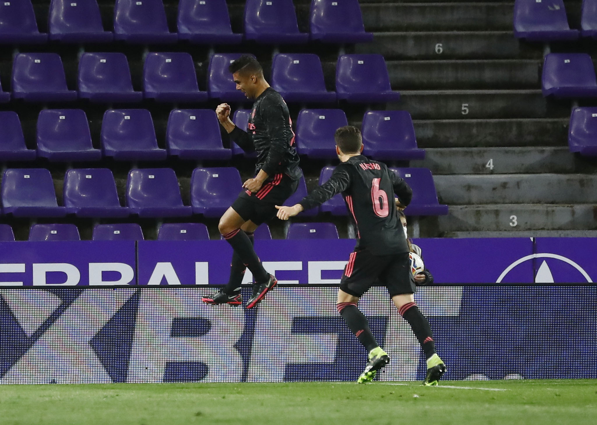Soccer Football - La Liga Santander - Real Valladolid v Real Madrid - Estadio Jose Zorrilla, Valladolid, Spain - February 20, 2021 Real Madrid's Casemiro celebrates scoring their first goal REUTERS