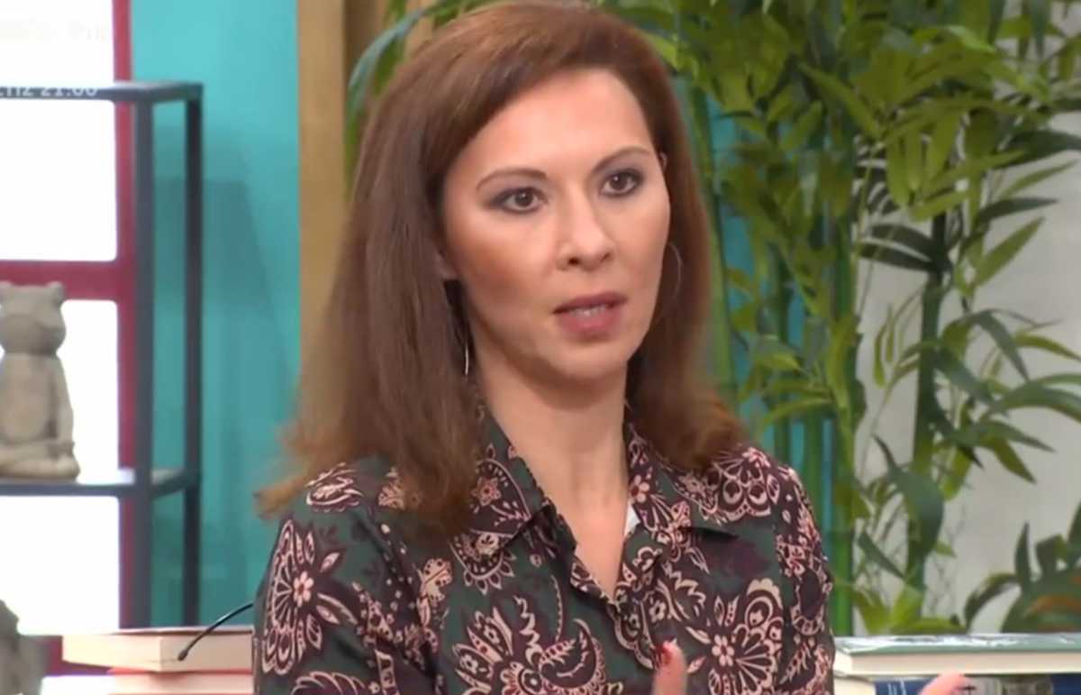 Δώρα Χρυσικού: Δεν με σόκαραν οι αποκαλύψεις, κι εγώ γύρναγα κλαμένη από το θέατρο