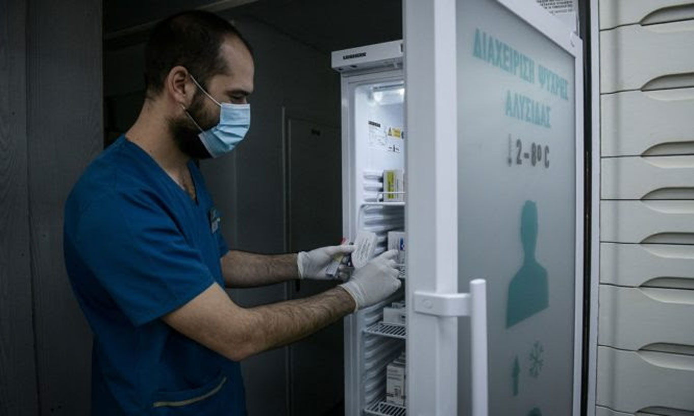 Υπουργείο Υγείας: “Άμεση αντικατάσταση των 66 δόσεων εμβολίων – Κανονικά τα ραντεβού των πολιτών”