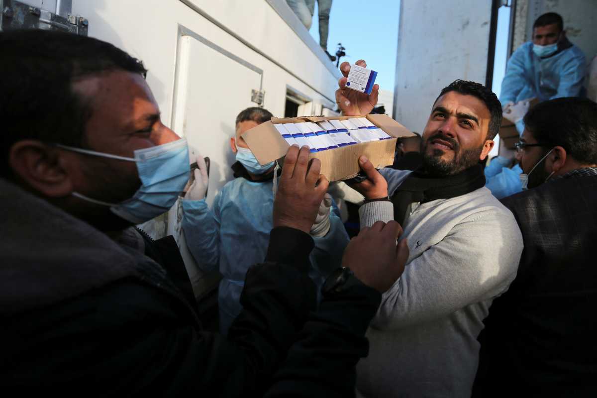 Παλαιστίνη – Κορονοϊός: Παρέλαβε χιλιάδες δόσεις εμβολίων  από τα Ηνωμένα Αραβικά Εμιράτα