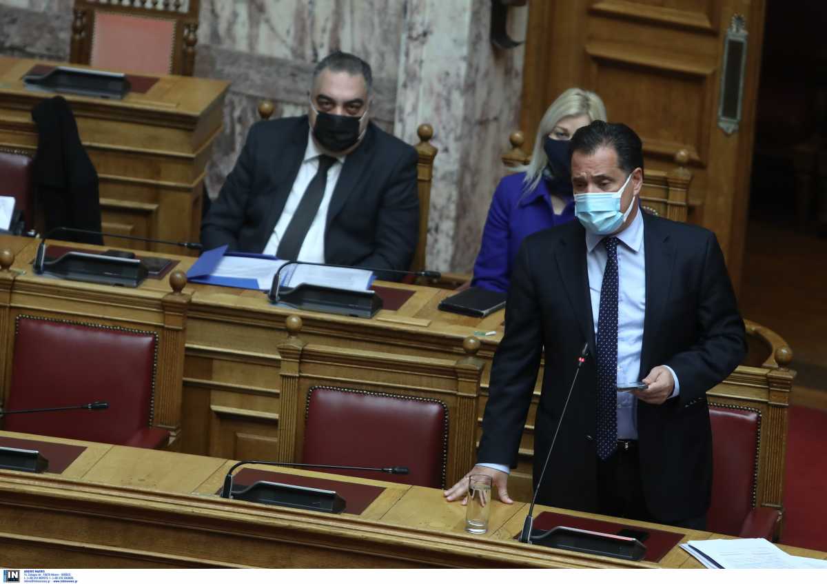 Ο Άδωνις Γεωργιάδης προανήγγειλε άνοιγμα των δεξιώσεων – Τι είπε για την εστίαση