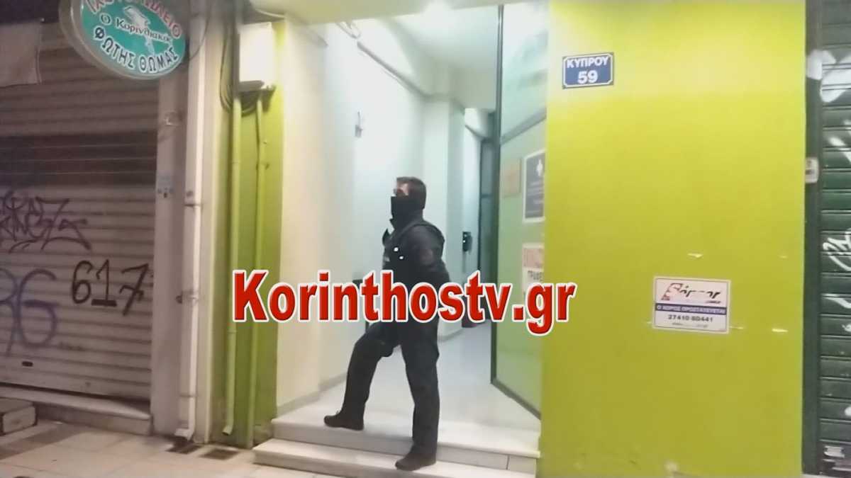Κόρινθος: Επίθεση με γκαζάκι στο γραφείο της βουλευτή Μαριλένας Σούκουλη (pics, video)