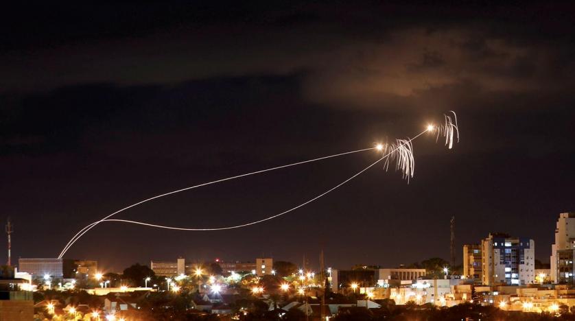 Η περίφημη αντιπυραυλική “ασπίδα” Iron Dome του Ισραήλ δείχνει την ισχύ της [pic, vid]