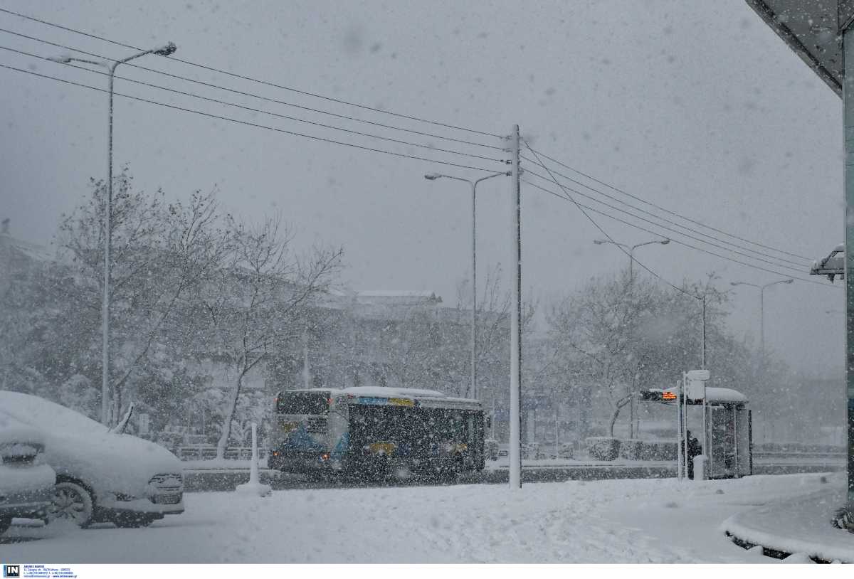 Καιρός – Κακοκαιρία Μήδεια: Πως θα κινηθούν σήμερα τα ΜΜΜ – Ξεκίνησαν τα δρομολόγια