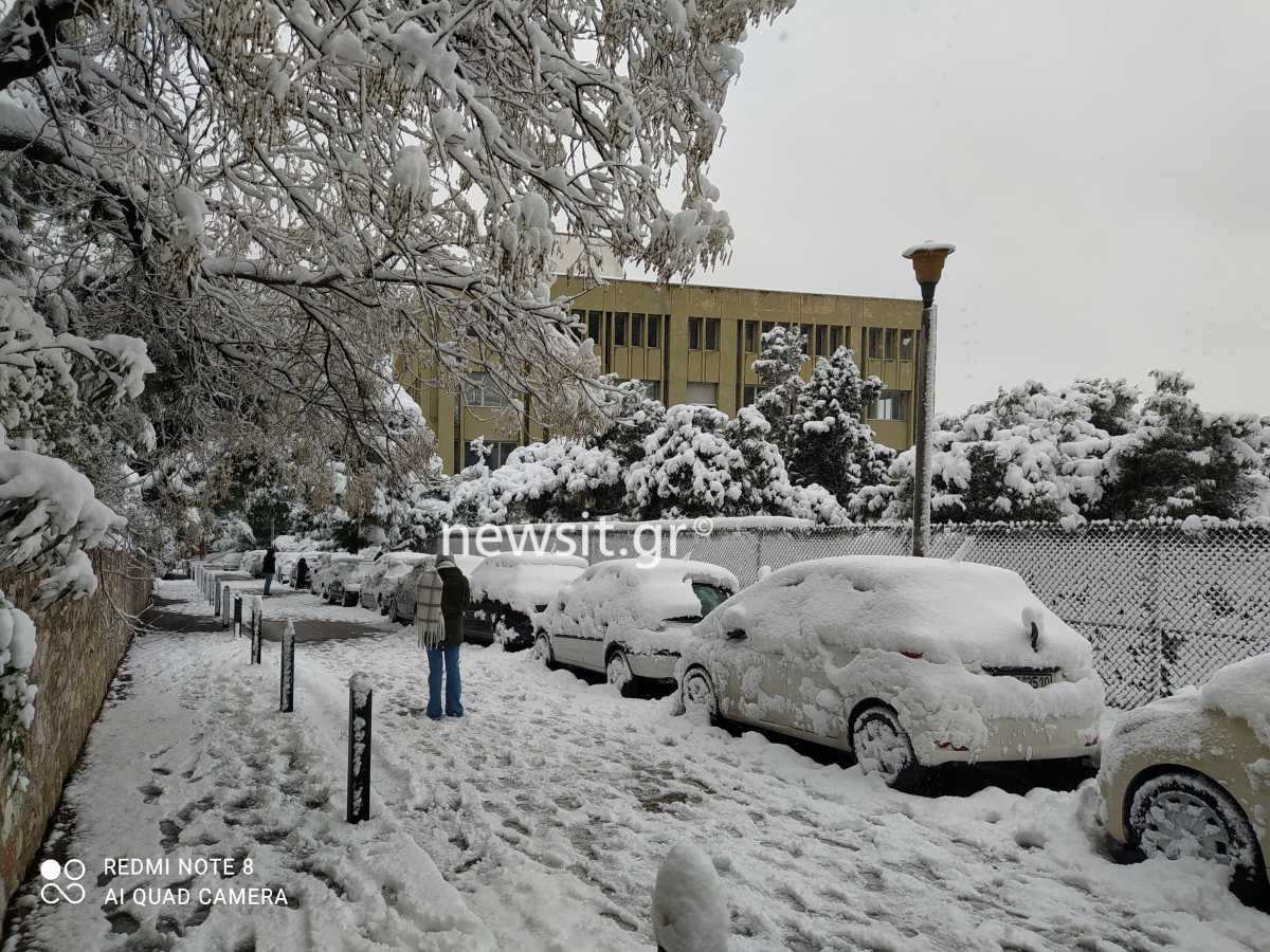 Κακοκαιρία Μήδεια: Άσπρισε και ο Λυκαβηττός – Υπέροχες εικόνες