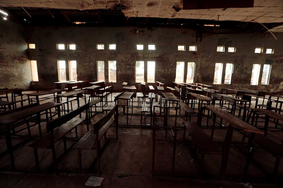 Φρίκη στη Νιγηρία: Ένοπλοι απήγαγαν 317 μαθήτριες από το σχολείο τους
