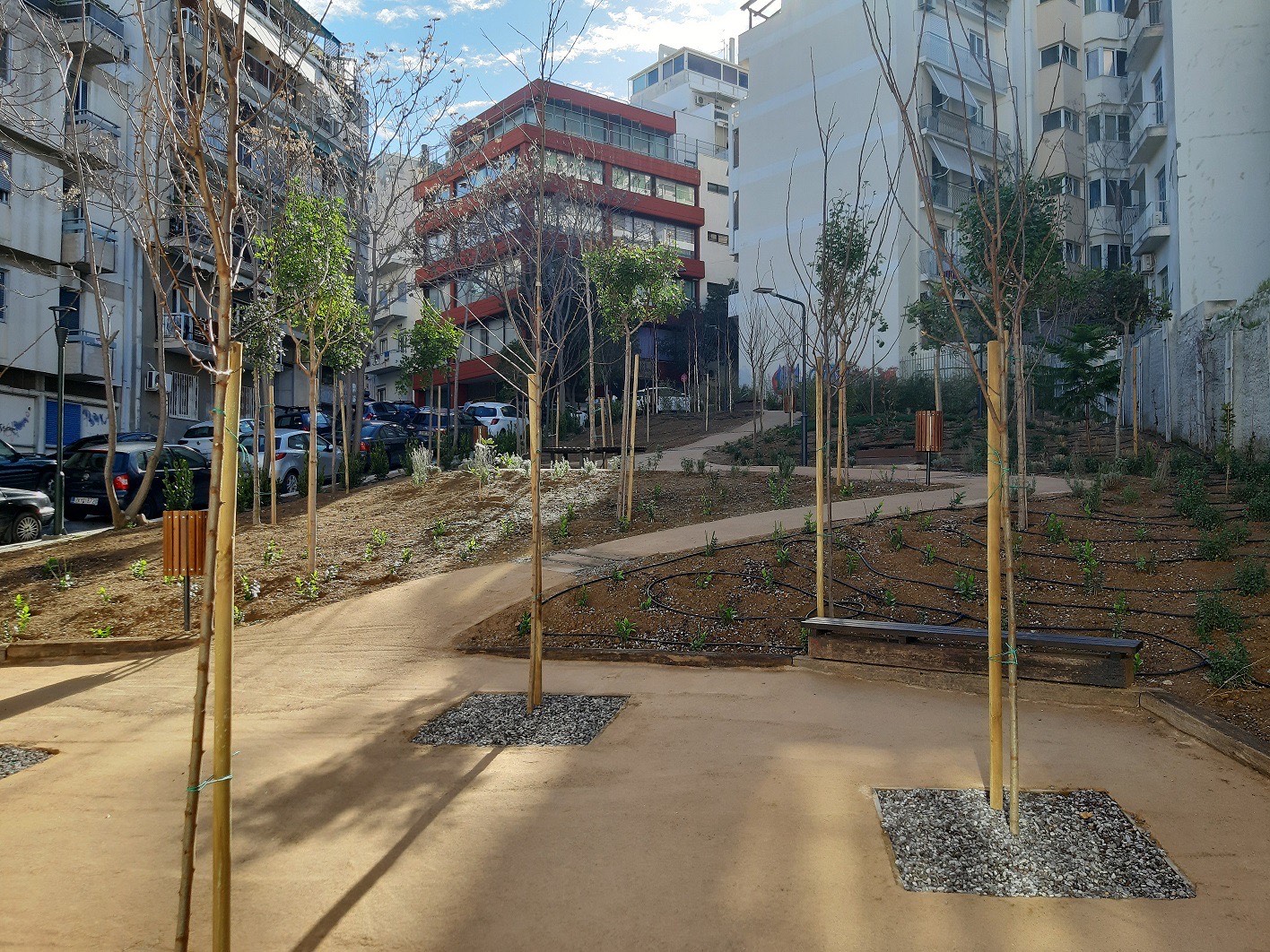 Ο Δήμος Αθηναίων απέκτησε και τρίτο «Pocket Park» – Και είναι στο Παγκράτι (pics)