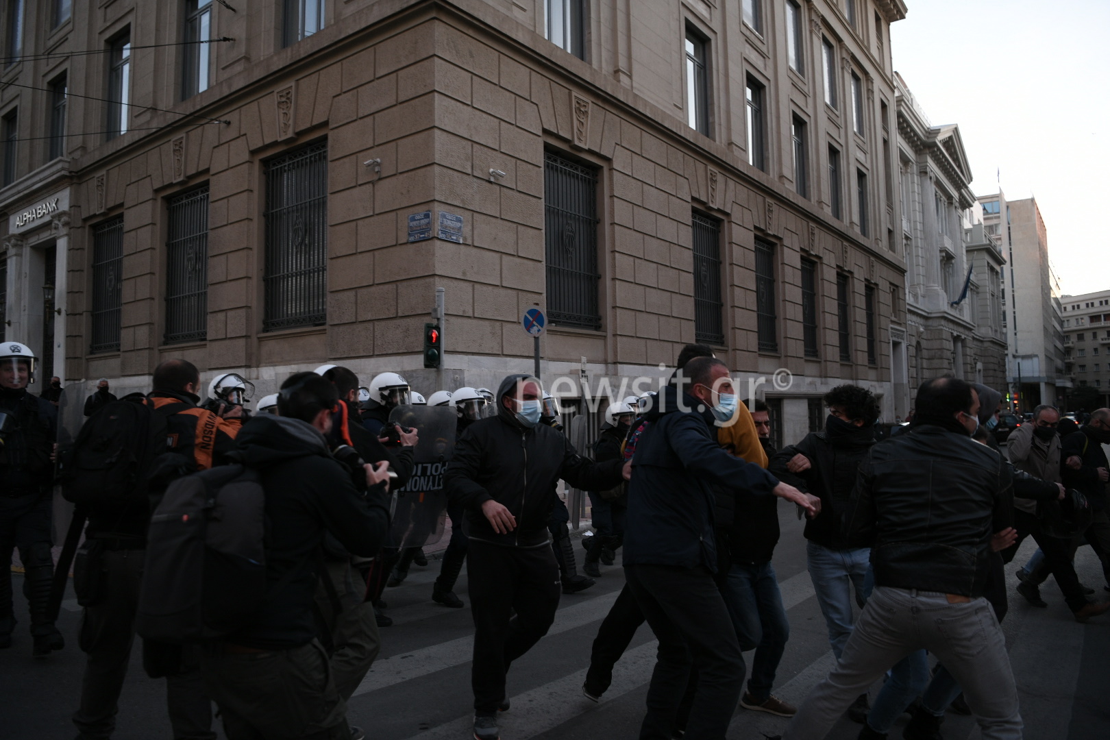 7 προσαγωγές στην πορεία για τον Δημήτρη Κουφοντίνα στην Αθήνα