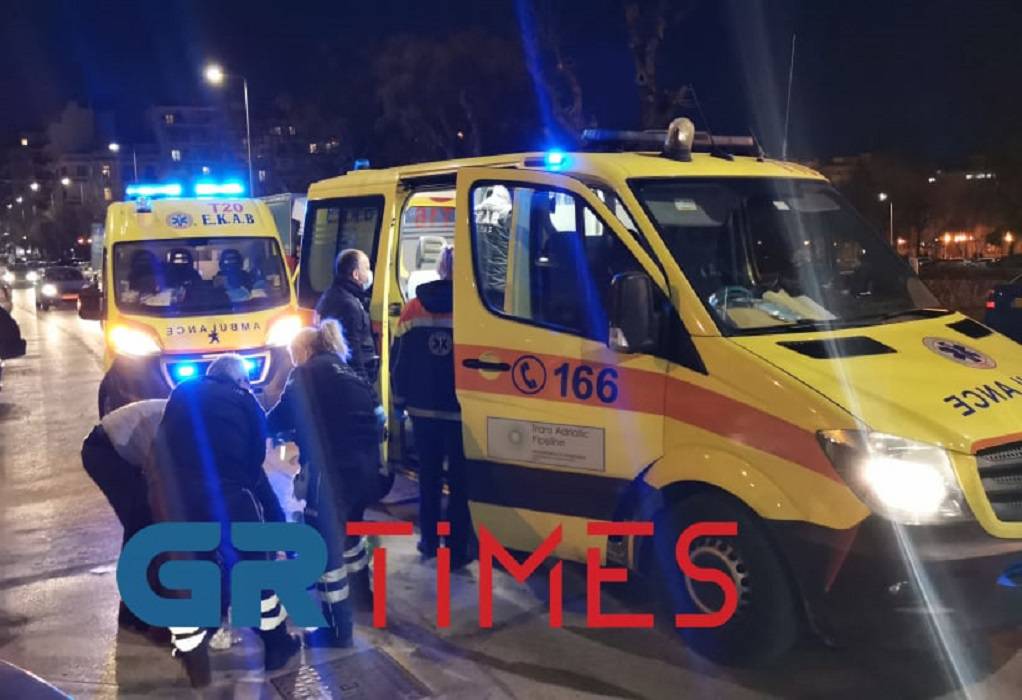 Θεσσαλονίκη: Μαχαίρωσαν ζευγάρι στο κέντρο της πόλης (video)