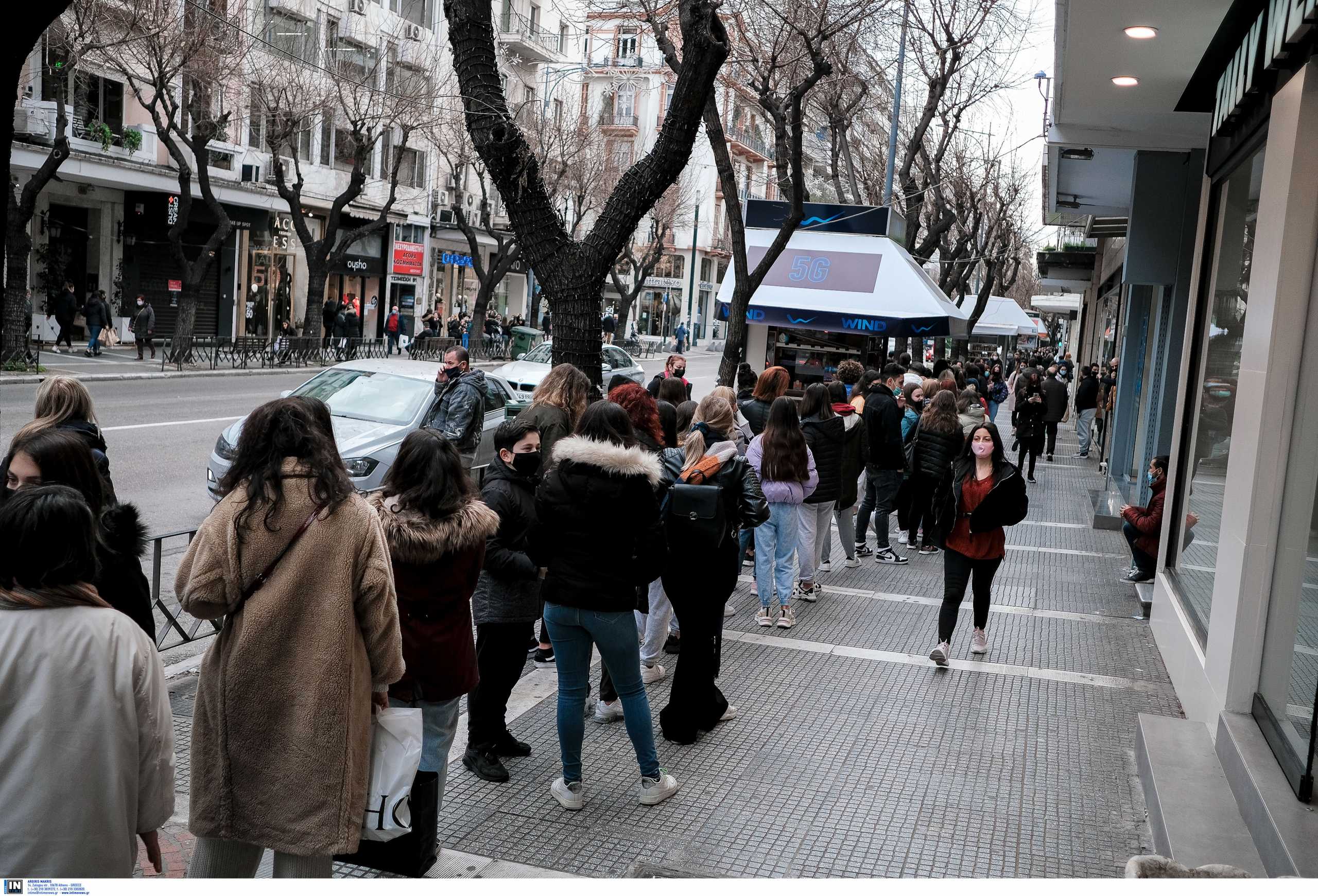 Θεσσαλονίκη: Σε οριακή κατάσταση, μια ανάσα από το lockdown