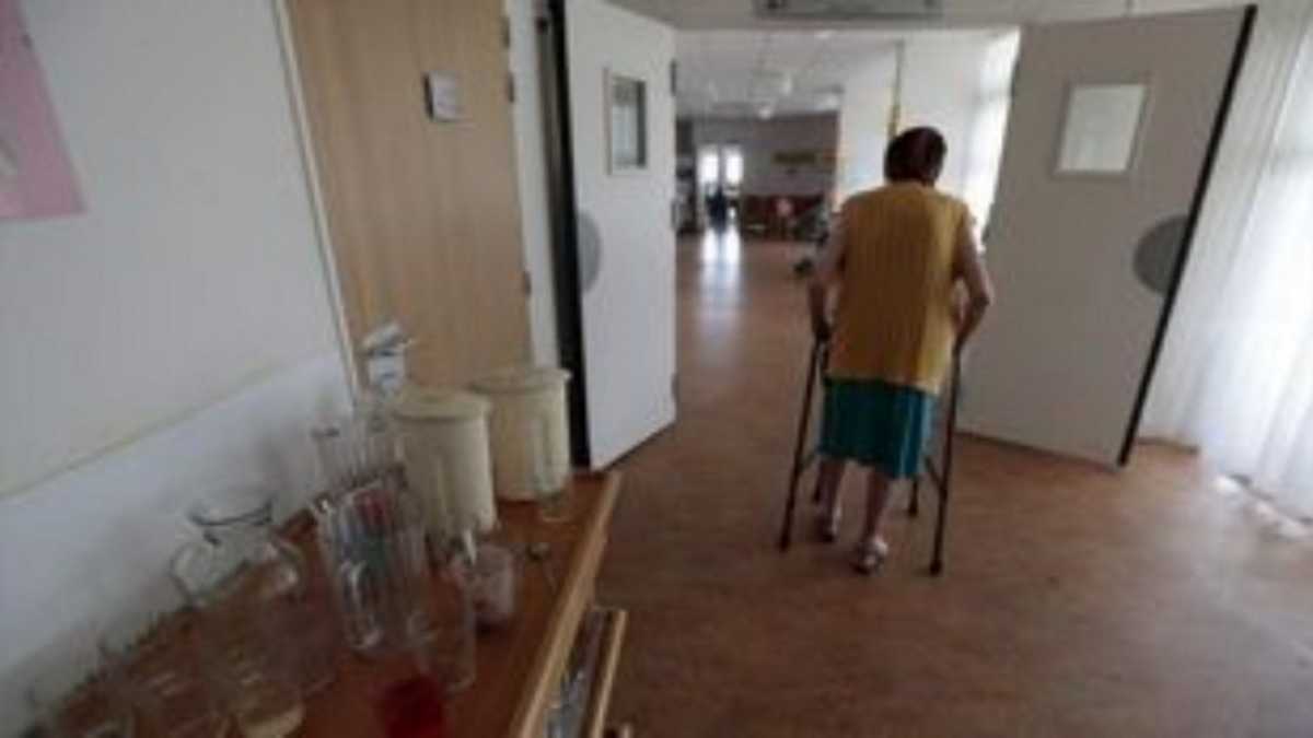 Κορονοϊός – Λέσβος: Διασπορά δεκάδων κρουσμάτων από γηροκομείο