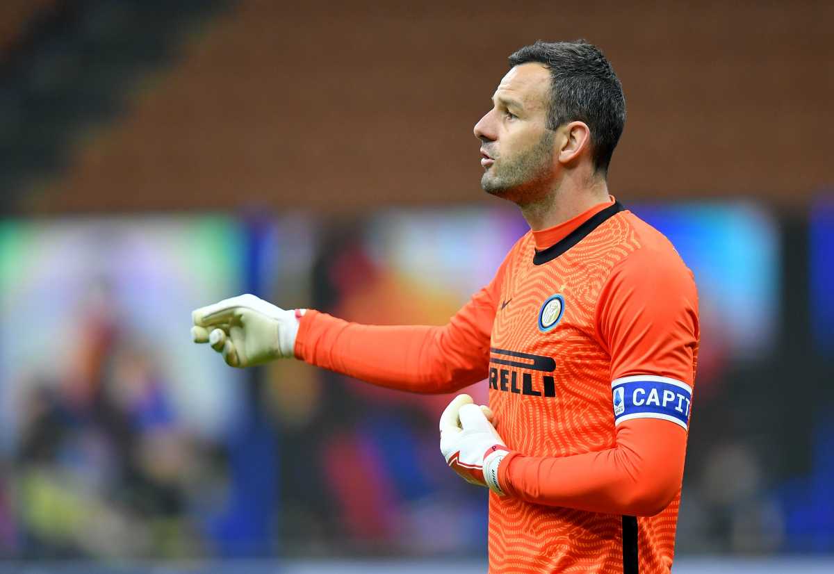Soccer Football - Serie A - Inter Milan v Atalanta - San Siro, Milan, Italy - March 8, 2021 Inter Milan's Samir Handanovic reacts REUTERS