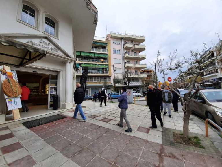 Θεσσαλονίκη: Οι ουρές της λαγάνας – Γέμισαν οι φούρνοι από νωρίς το πρωί της Καθαράς Δευτέρας (video)