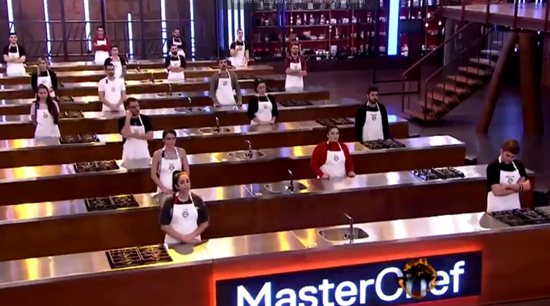 Masterchef 5: Ξεκίνησε ο πόλεμος στην κουζίνα – «Ψάξε δωμάτιο, δε σε βλέπω καλά»