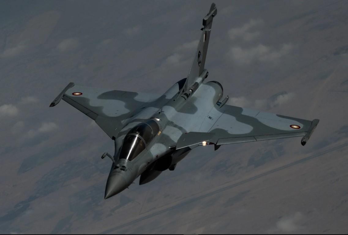 Rafale: Σε ποια χώρα “έκπληξη” θέλουν οι Γάλλοι να πουλήσουν τα πανίσχυρα μαχητικά