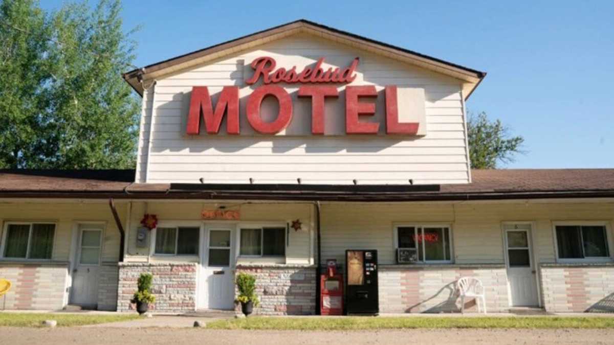 Πωλείται… όπως είναι επιπλωμένο το Rosebud Motel του Schitt’s Creek