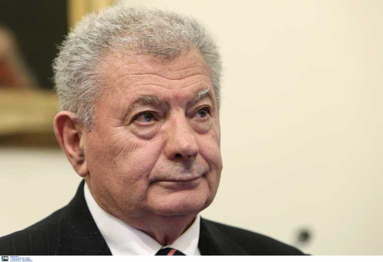 Το ΠΑΣΟΚ αποσύρει την υποψηφιότητα Γλύκα μετά την αντίδραση της χήρας Βαλυράκη