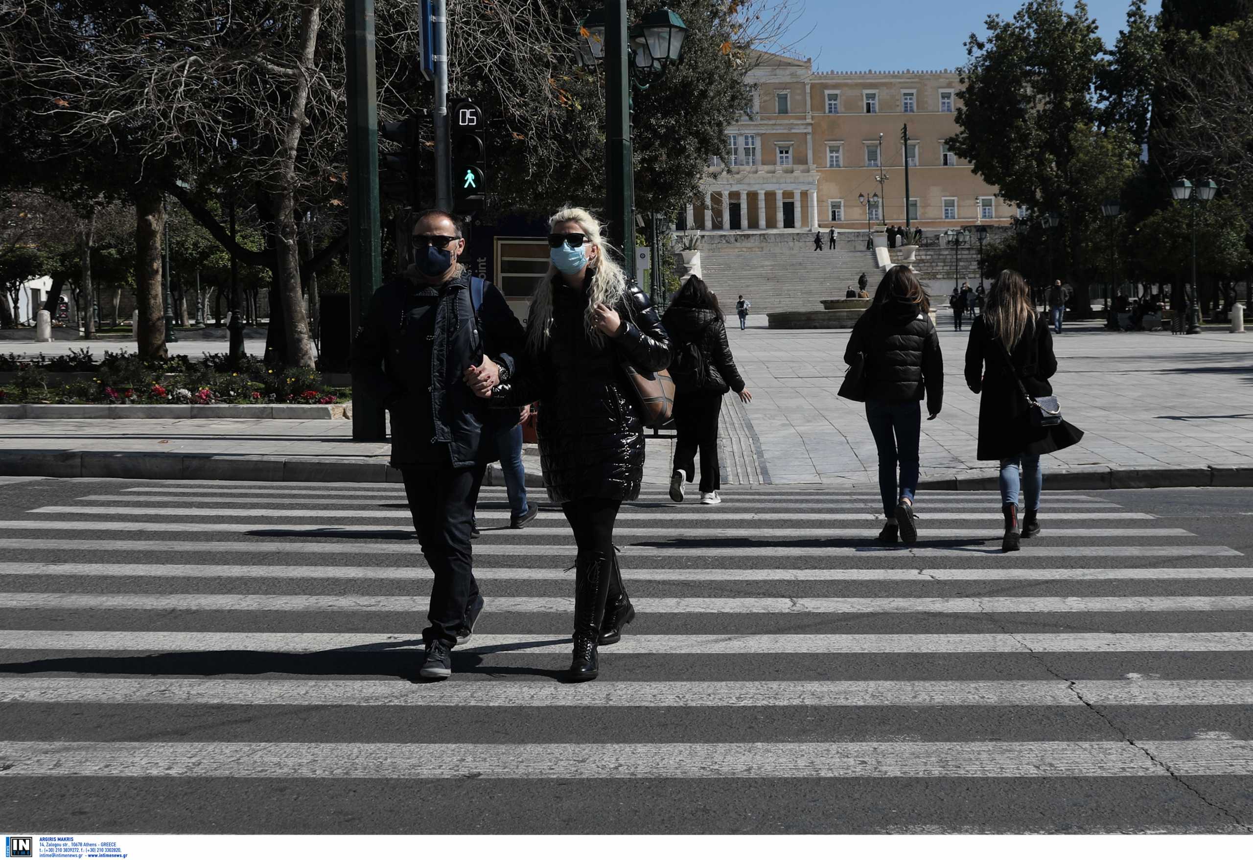 Μεταλλάξεις: Αρνητική πρωτιά για το κέντρο της Αθήνας – Εξαπλώνεται το νοτιοαφρικανικό στέλεχος