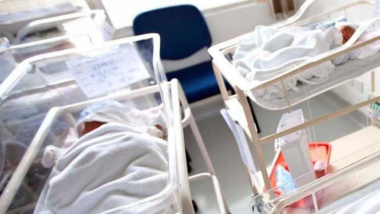 Βρετανία: Πάνω από 200 βρέφη πέθαναν λόγω λαθών σε μαιευτήρια – Συγγνώμη από την κυβέρνηση