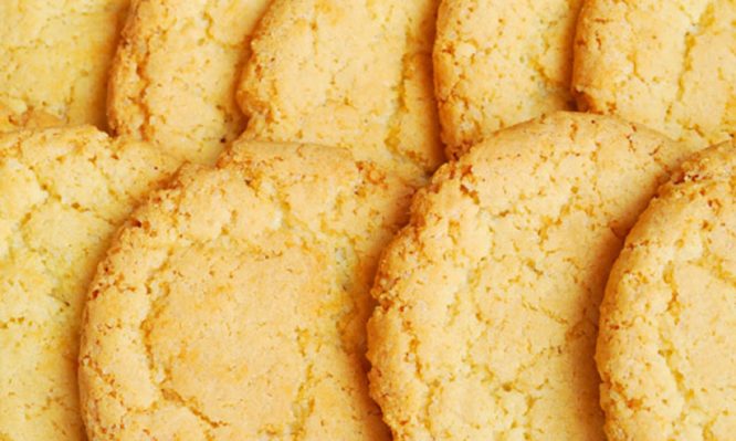 Φτιάξτε τα πιο εύκολα και νόστιμα μπισκότα καρύδας!