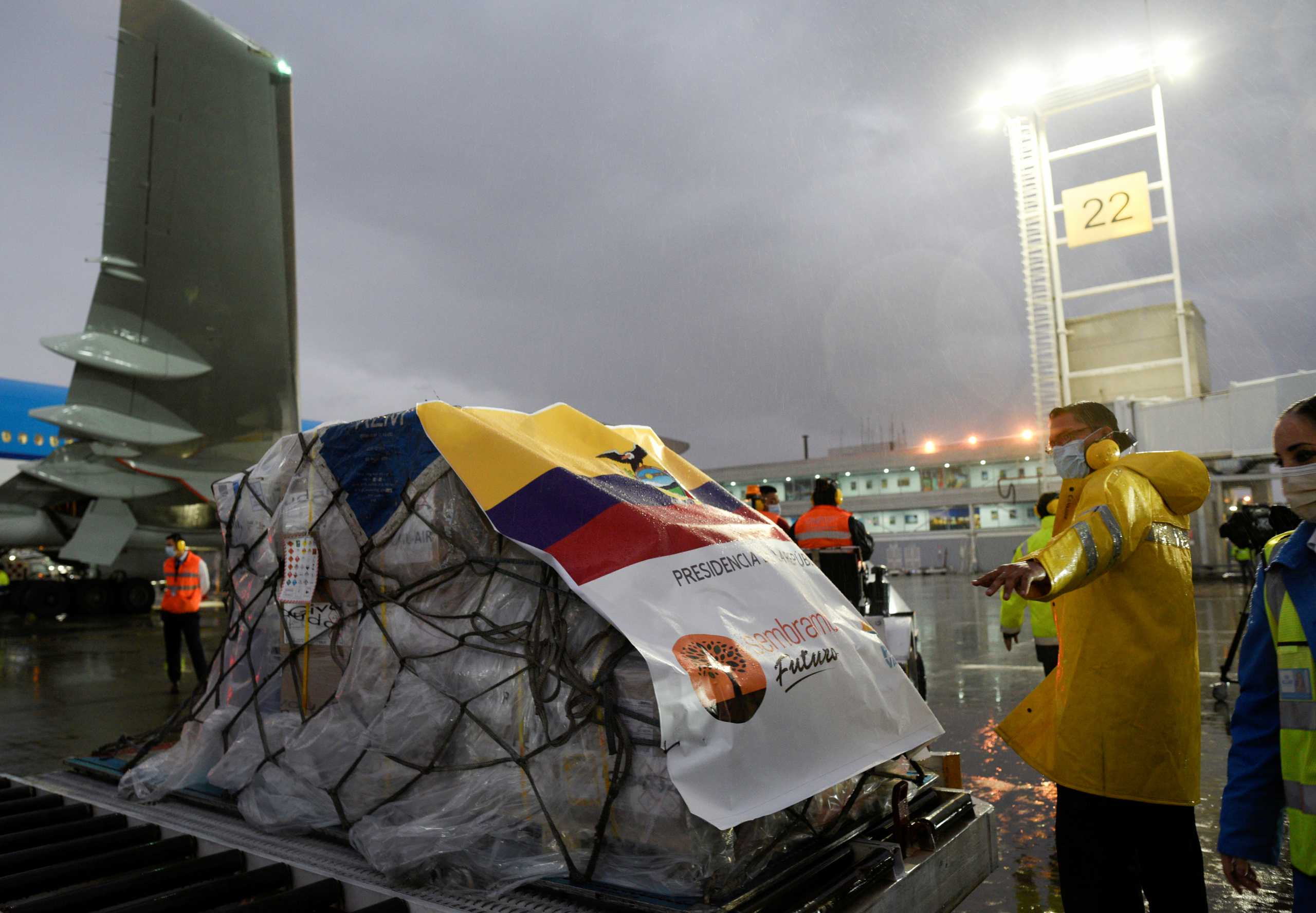 FILE PHOTO: Doses of COVID-19 vaccines from Pfizer are being transported upon their arrival as the outbreak of the coronavirus disease (COVID-19) continues, in Guayaquil, Ecuador January 20, 2021. REUTERS