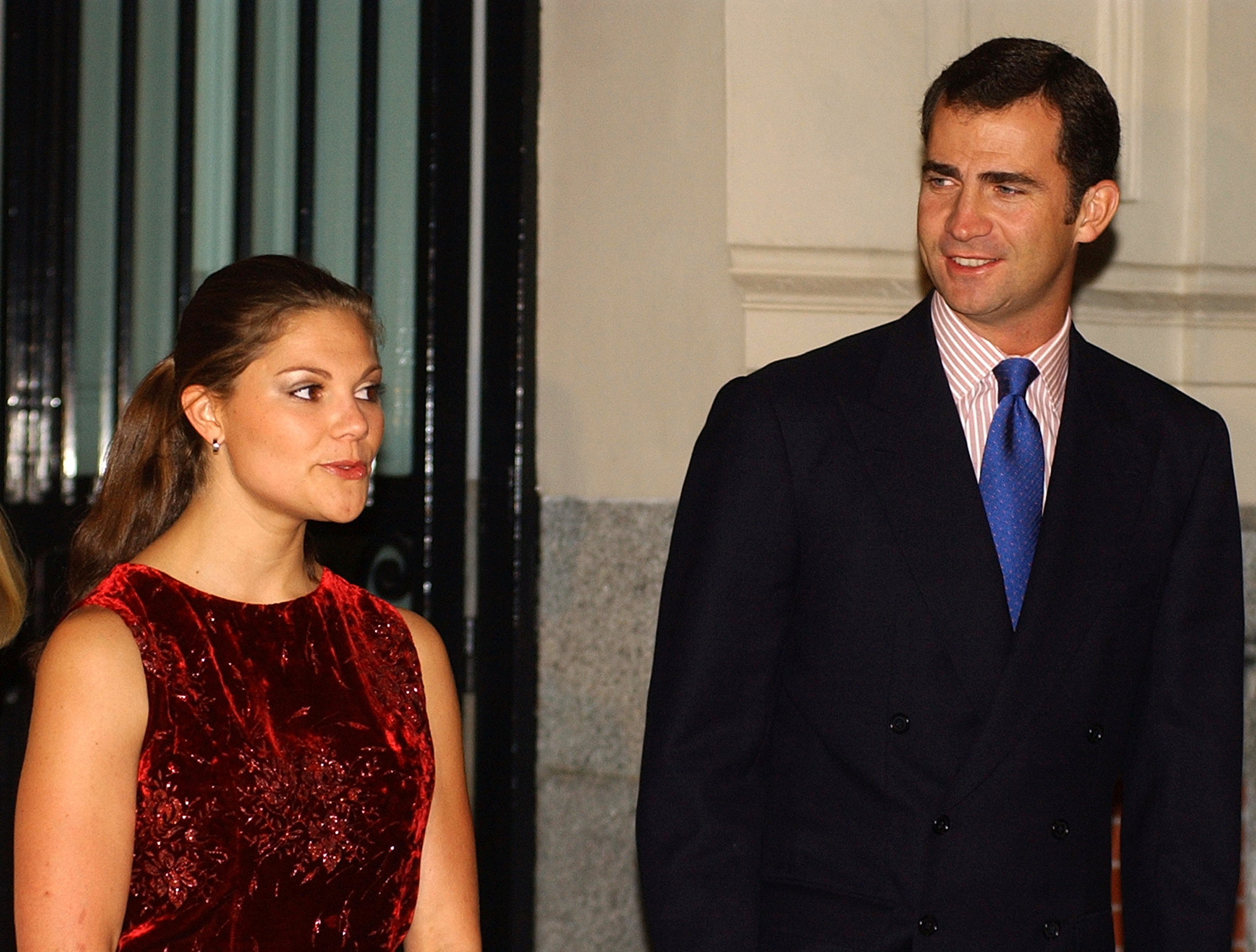 FILE PHOTO: SWEDEN'S CROWN PRINCESS VICTORIA POSES WITH SPAIN'S CROWN PRINCE FELIPE BEFORE THE 'QUEEN CRISTINA OF SWEDEN AWARDS'.
