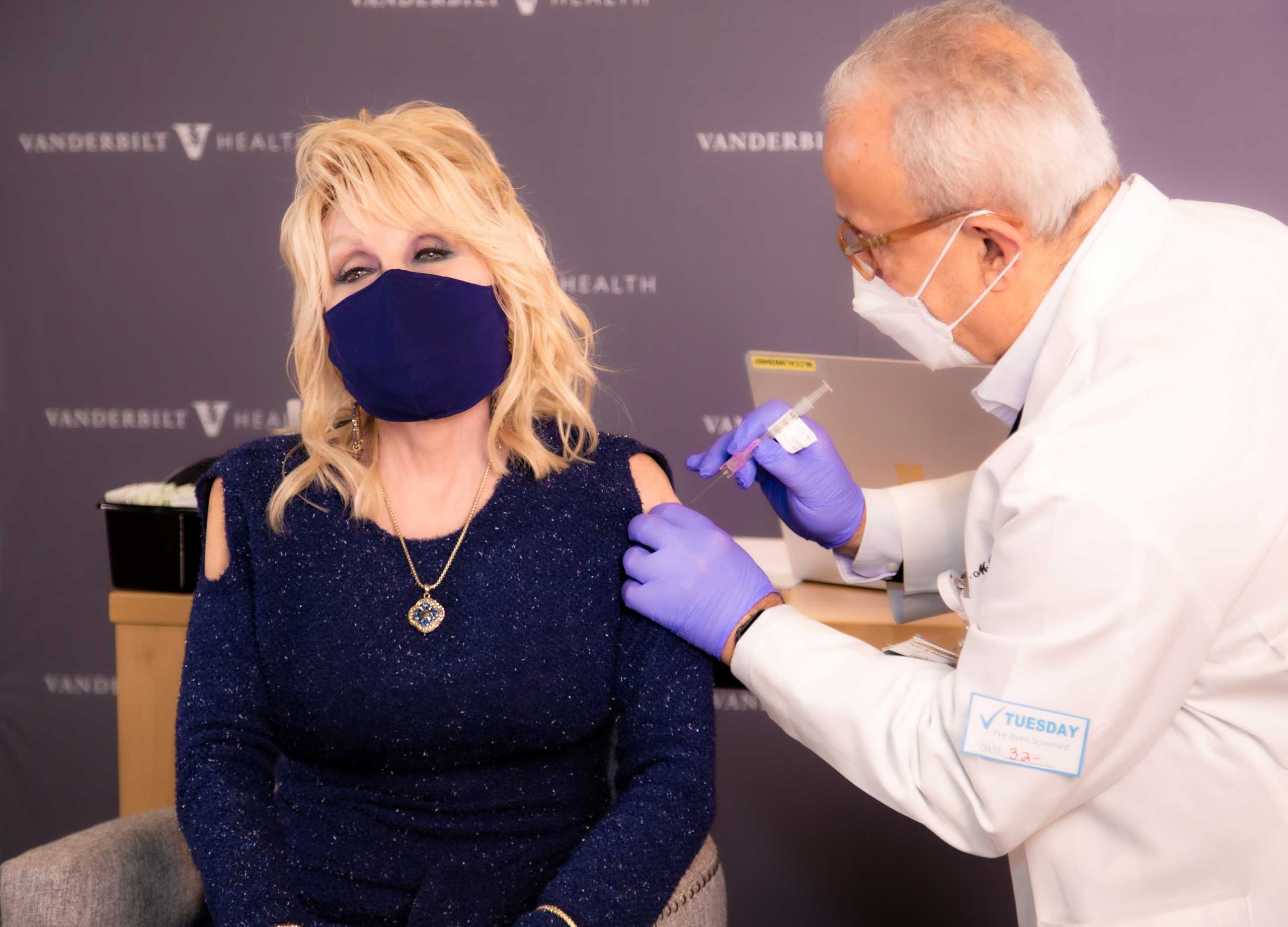 Singer Dolly Parton receives a vaccination against the coronavirus disease (COVID-19) at Vanderbilt University Medical Center in Nashville, Tennessee, U.S. March 2, 2021.  @DollyParton