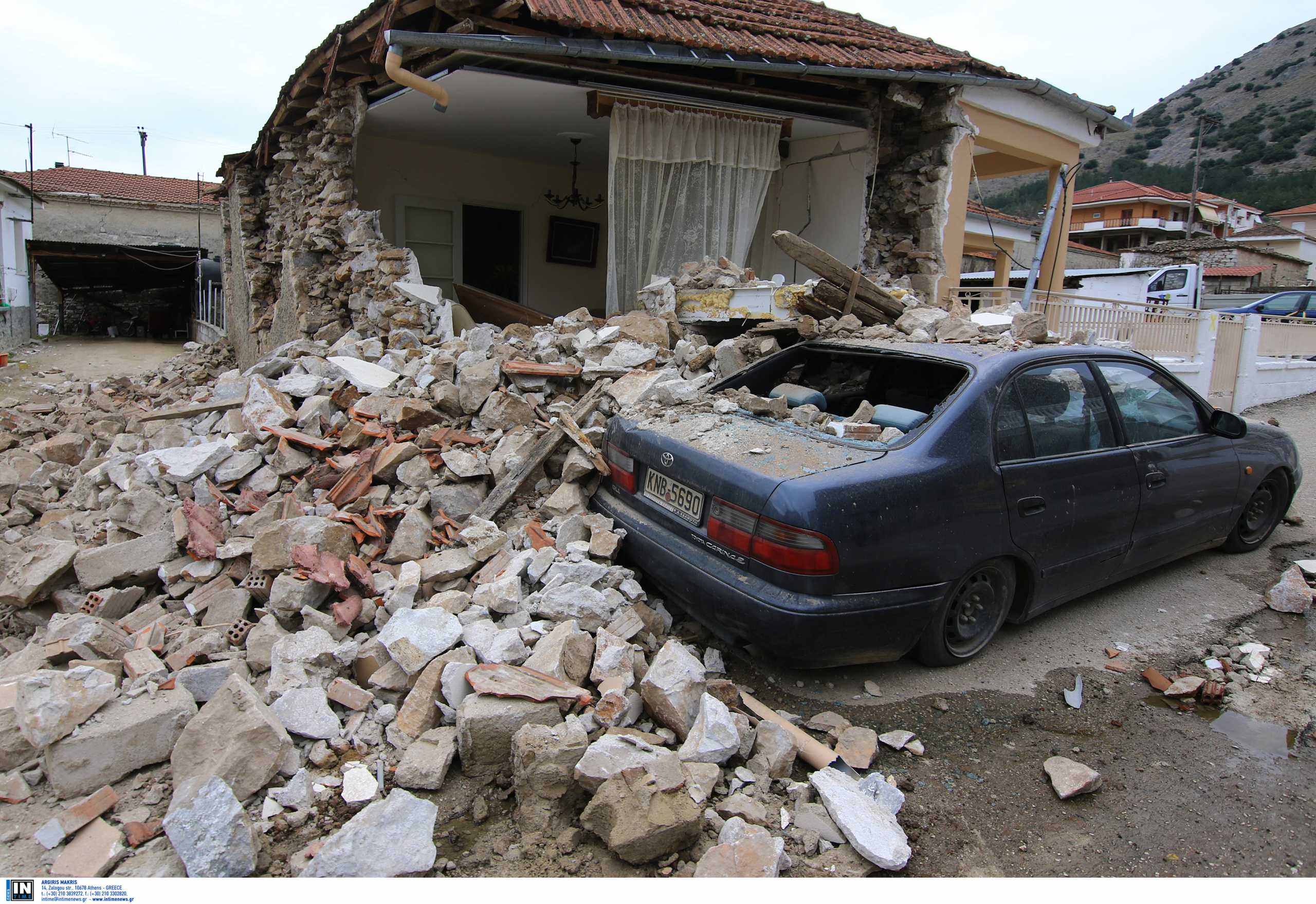 Σεισμός στην Ελασσόνα: Αυτοψίες σε 1.800 κτίρια – Σχεδόν 900 μη κατοικήσιμα