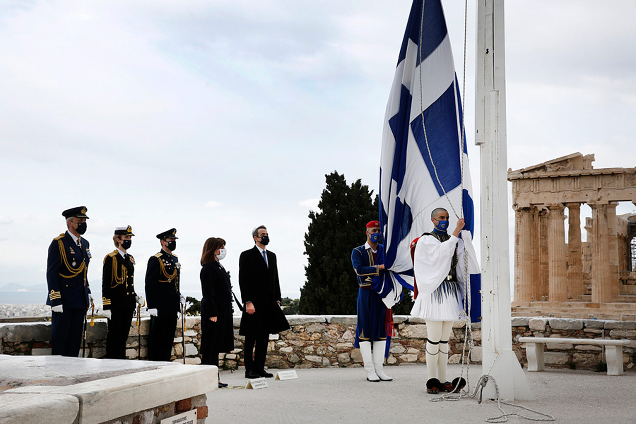 25η Μαρτίου: Η έπαρση της σημαίας στην Ακρόπολη