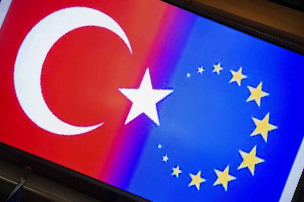 «Χαστούκι» Ε.Ε. στην Τουρκία πριν από την τηλεδιάσκεψη με Ερντογάν: «Παραμένει πηγή ανησυχίας»