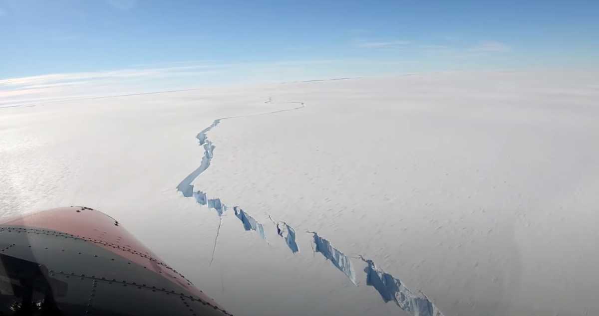 Ανταρκτική: Αποκολλήθηκε παγόβουνο – μαμούθ, μεγαλύτερο και από τη Νέα Υόρκη