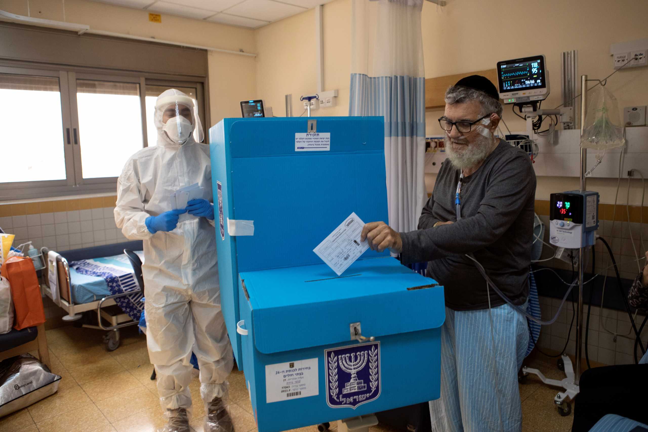 Εκλογές ξανά στο Ισραήλ: Ψηφίζουν μέσα από νοσοκομεία και αυτοκίνητα!
