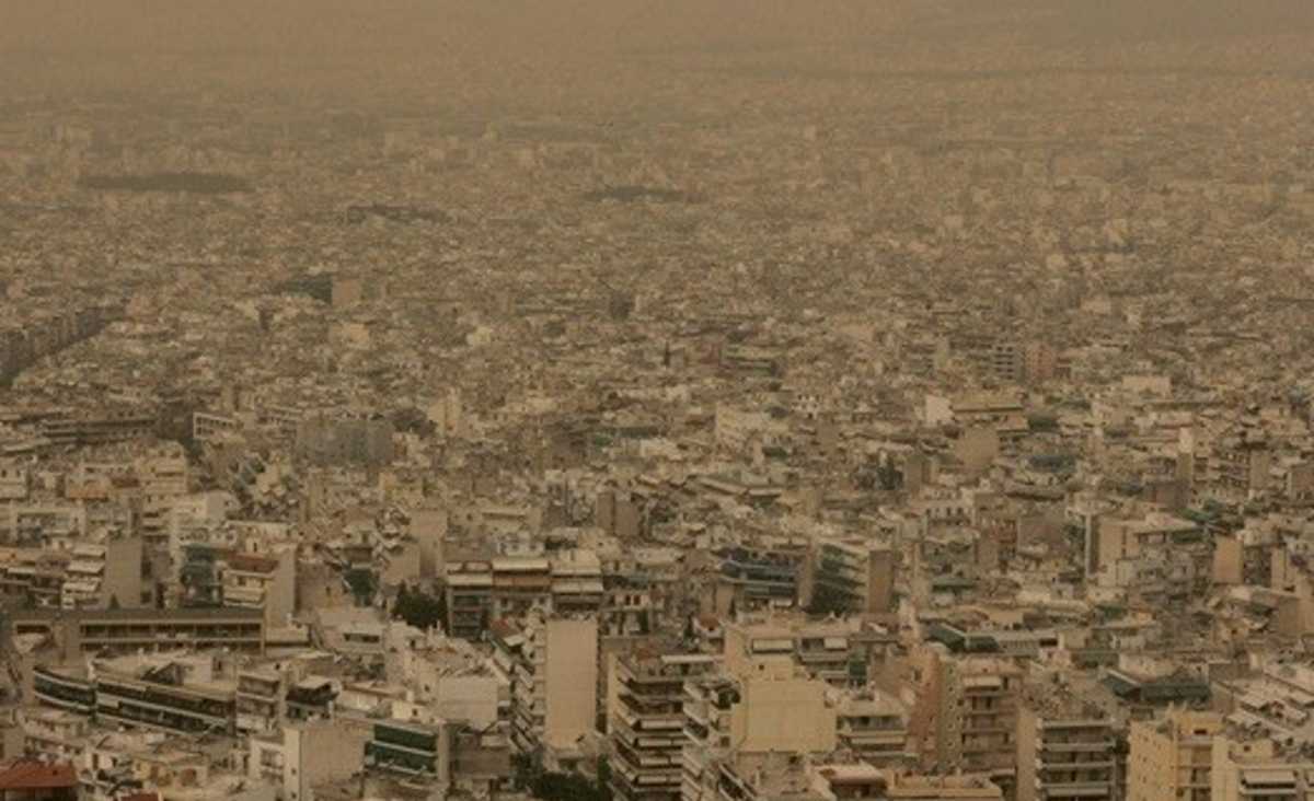 Καιρός αύριο: Πνιγηρό κοκτέιλ αφρικανικής σκόνης και υγρασίας – Πού θα βρέχει