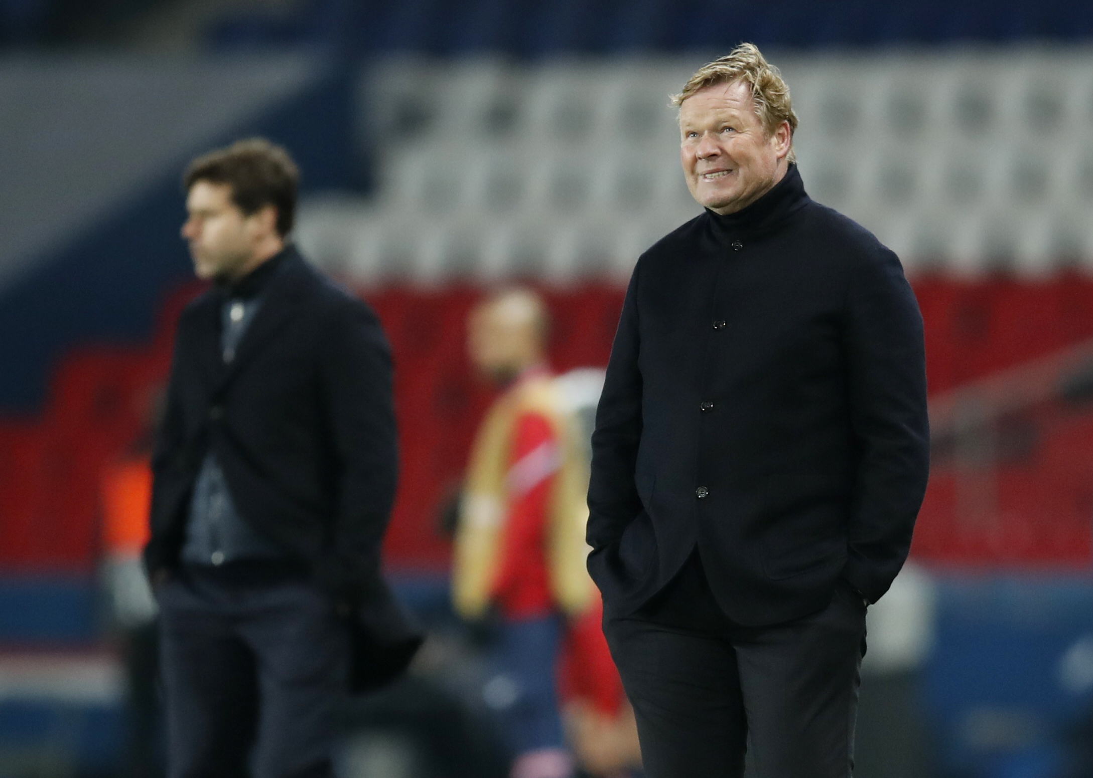 Soccer Football - Champions League - Round of 16 Second Leg - Paris St Germain v FC Barcelona - Parc des Princes, Paris, France - March 10, 2021 Barcelona coach Ronald Koeman during the match REUTERS