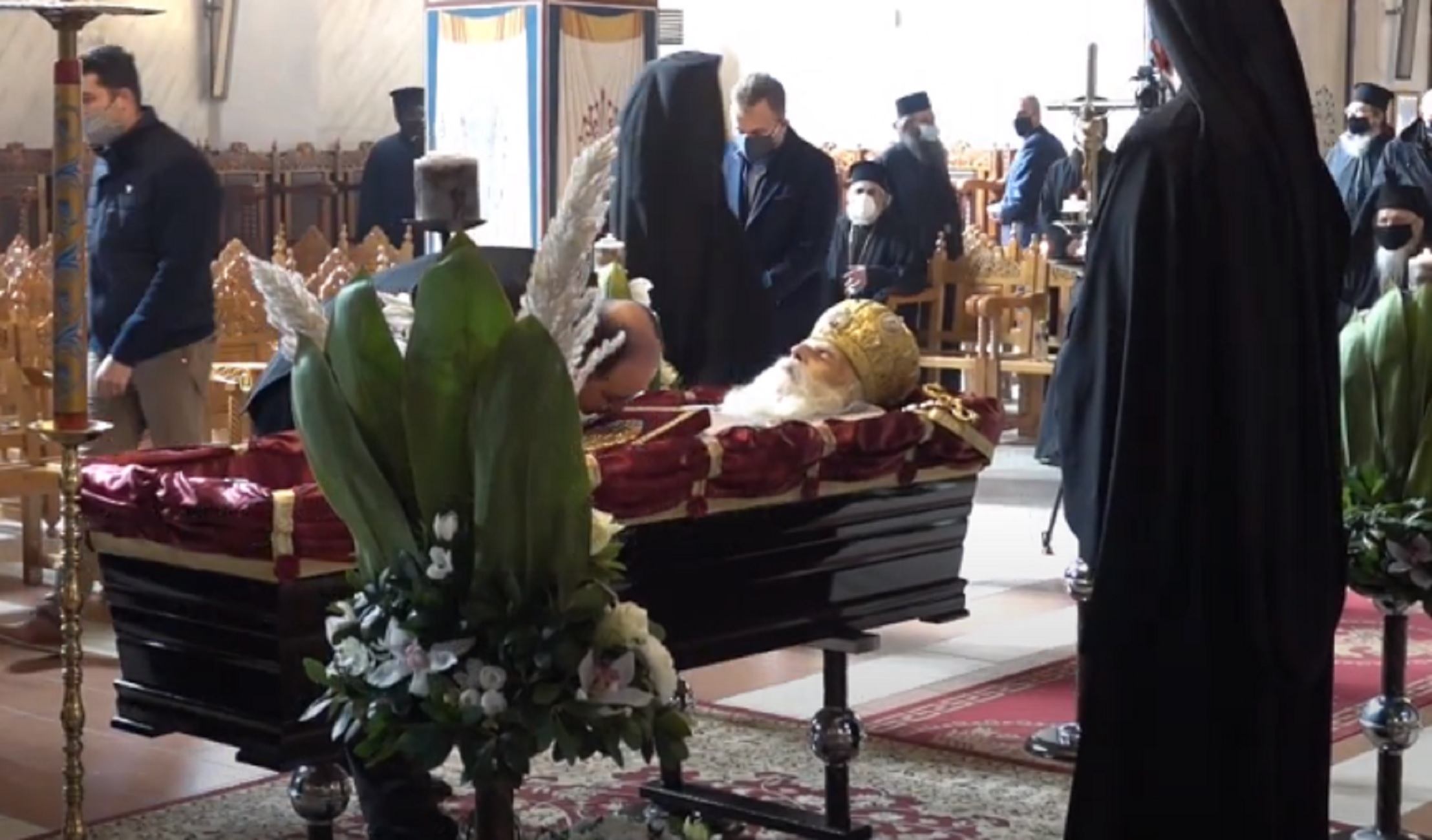 Κιλκίς: Τελευταίο αντίο στον μακαριστό μητροπολίτη Εμμανουήλ – Οι εικόνες που προκάλεσαν συγκίνηση (video)