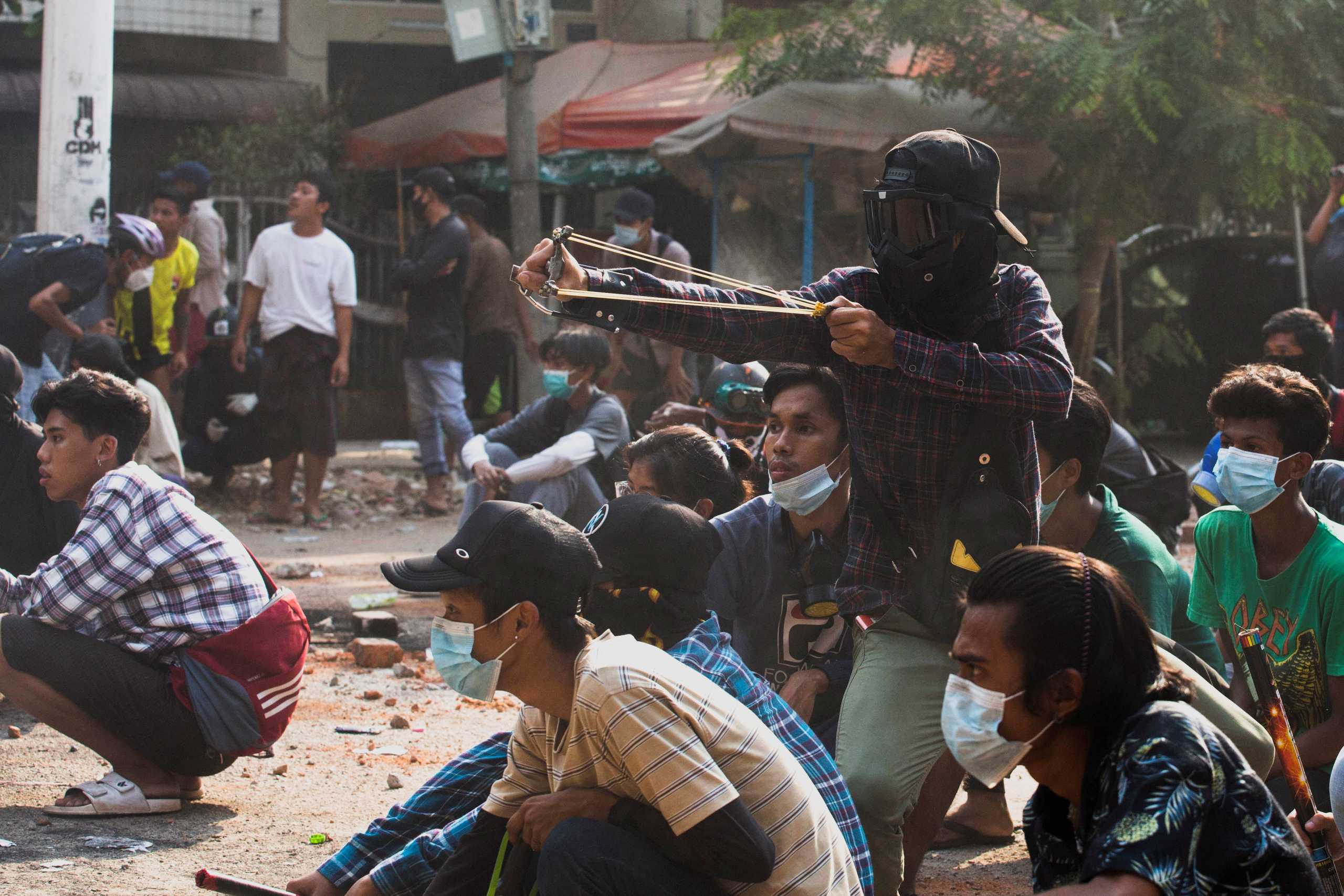 Λουτρό αίματος στην Μιανμάρ: Πάνω από 500 πολίτες έχουν σκοτωθεί μετά το πραξικόπημα (pics, vid)