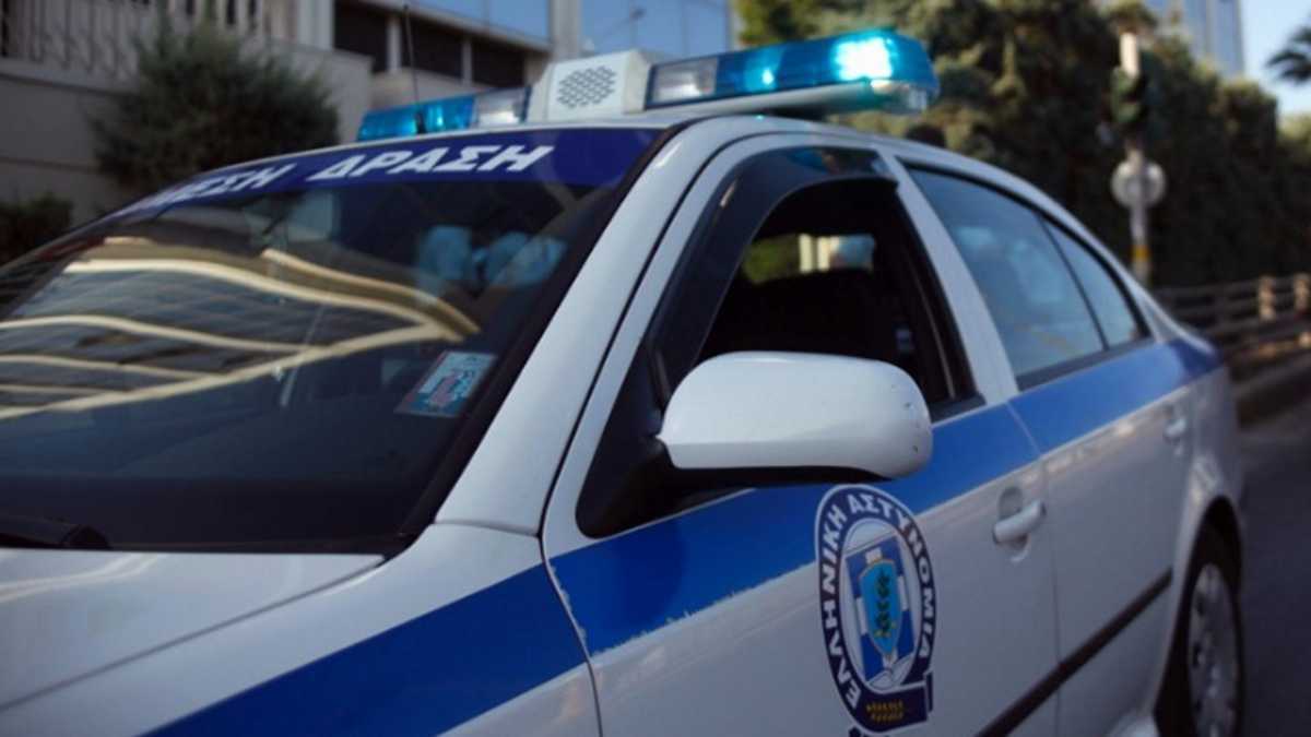 Κρήτη: «Χειροπέδες» σε αστυνομικό – Έκρυβε δεκάδες κιλά εκρηκτικά στο αυτοκίνητό του