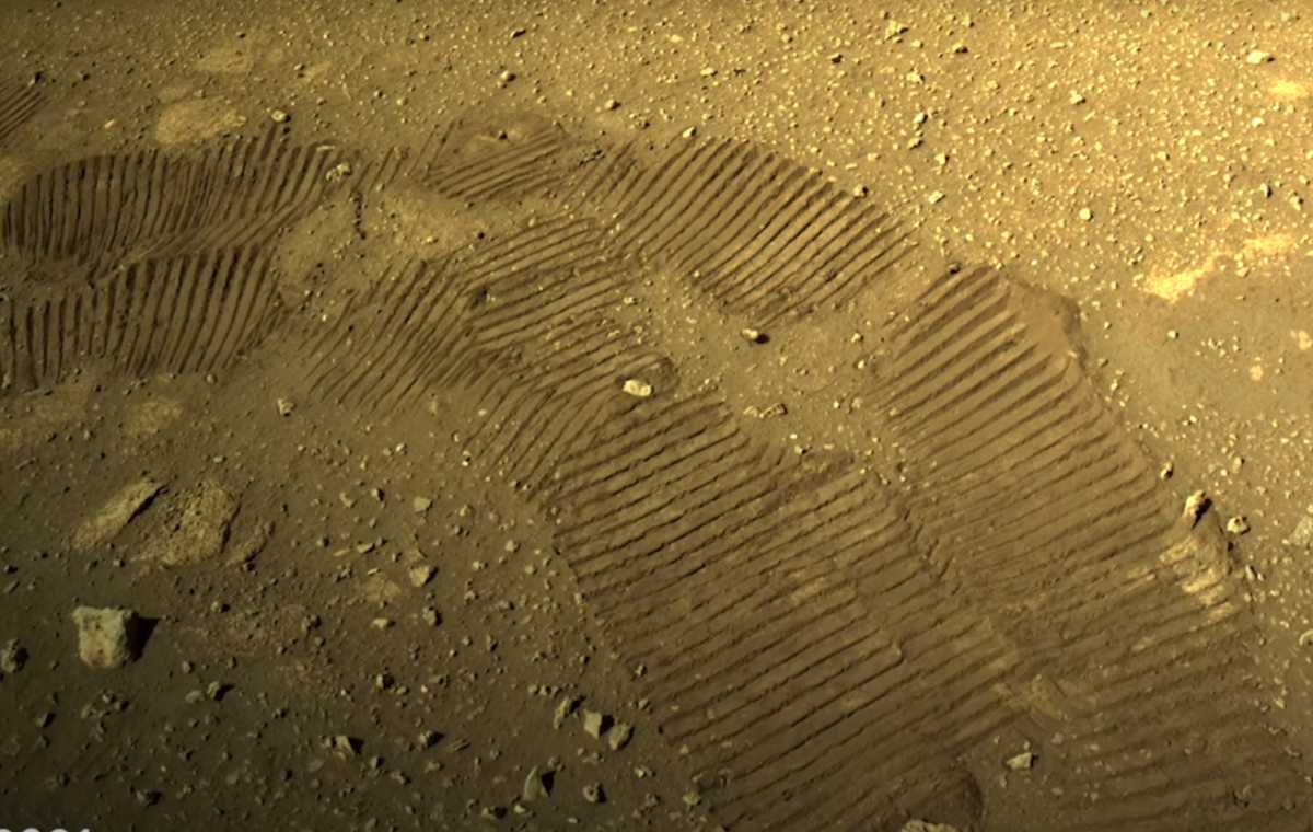 Το Perseverance έκανε τα πρώτα μέτρα στον Άρη – Εντυπωσιακές εικόνες (video)