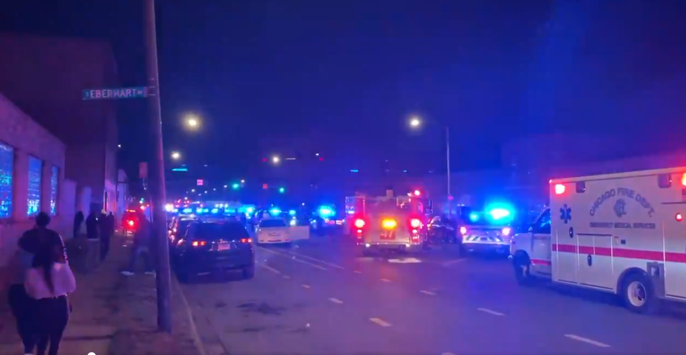 Σικάγο: Μακελειό σε πάρτι από επίθεση ενόπλου – Δύο νεκροί και δεκάδες τραυματίες