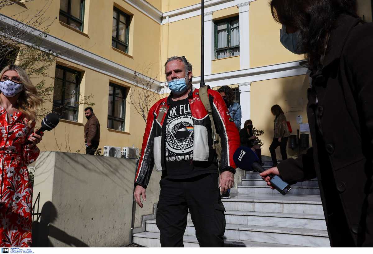 Στον εισαγγελέα με νέες καταγγελίες για σεξουαλική βία ο Πασχάλης Τσαρούχας