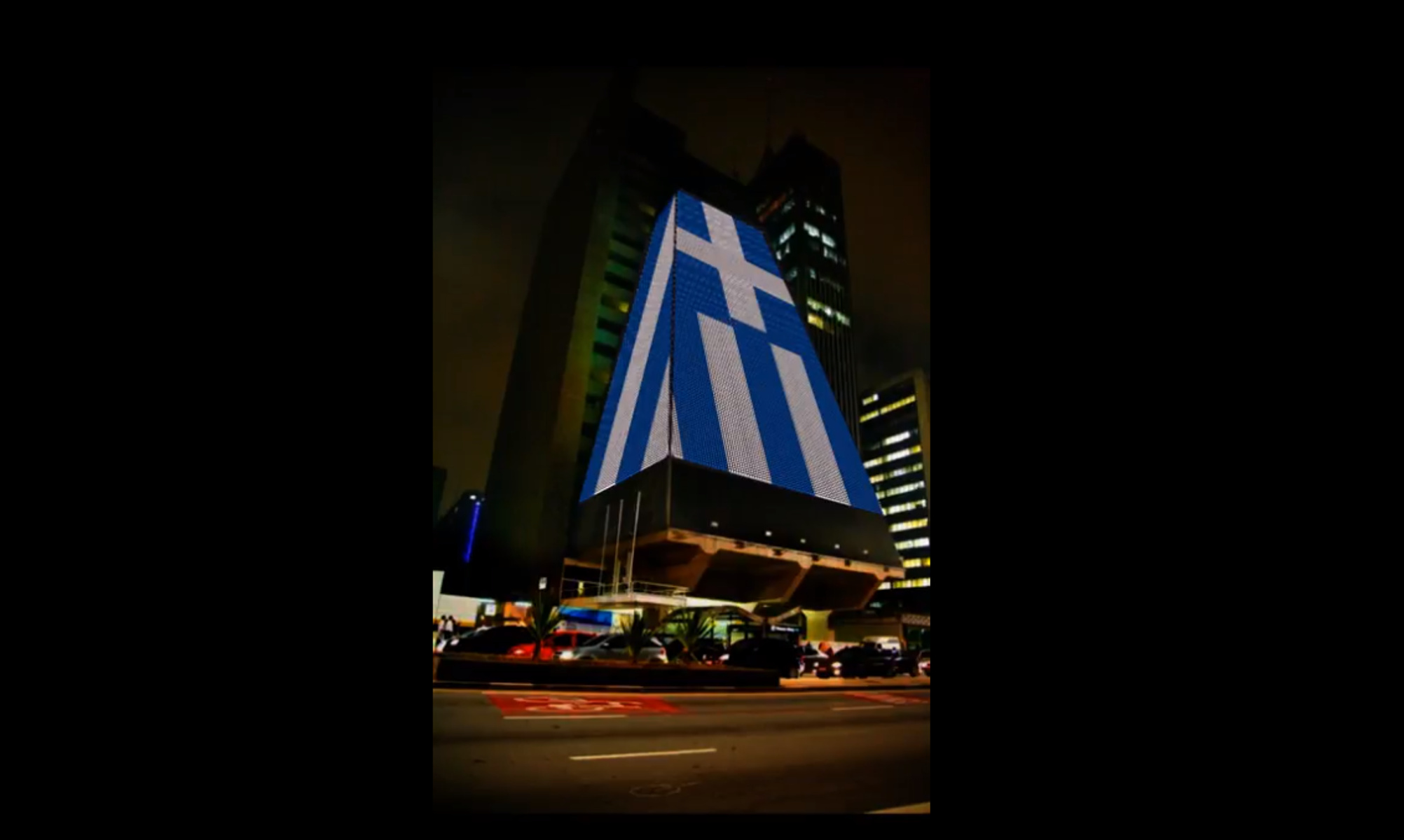 25η Μαρτίου: Φωταγωγούνται στα ελληνικά χρώματα δύο περίοπτα κτίρια στη Βραζιλία