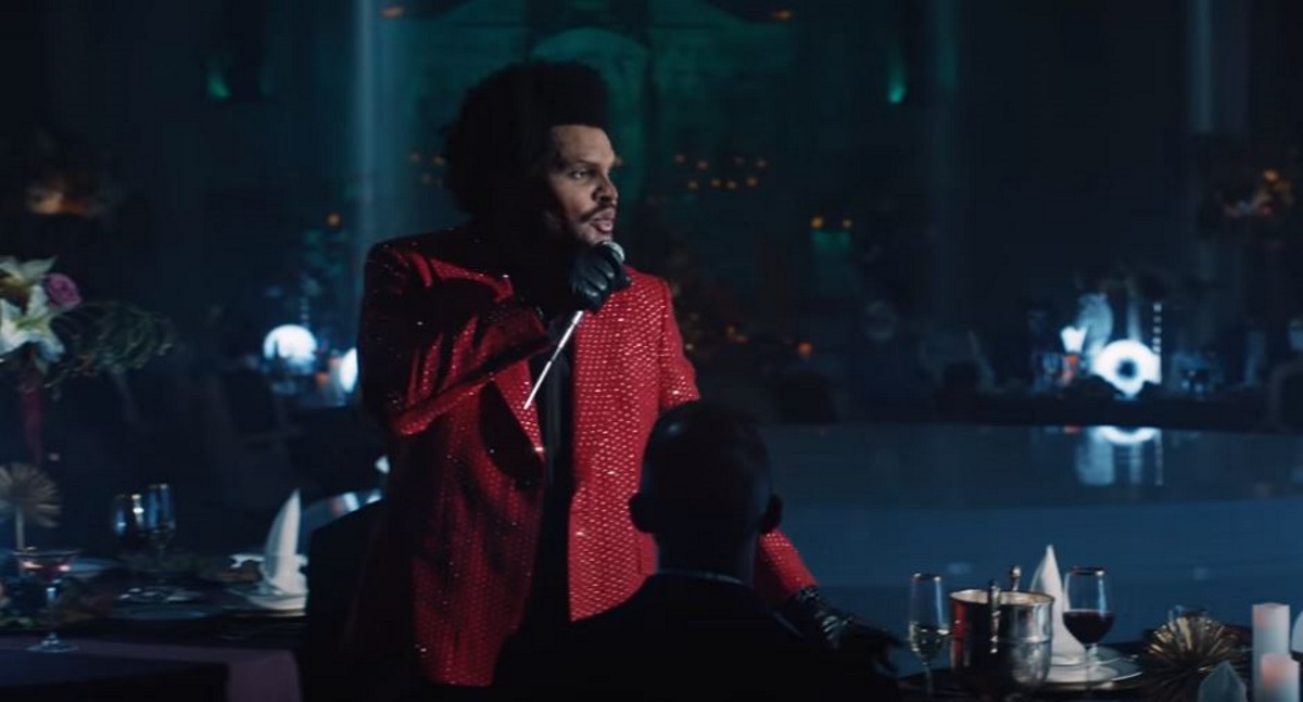 Ρεκόρ για το «Blinding Lights» του Weeknd – Εδώ και ένα χρόνο στο top 10 του Billboard (vid)