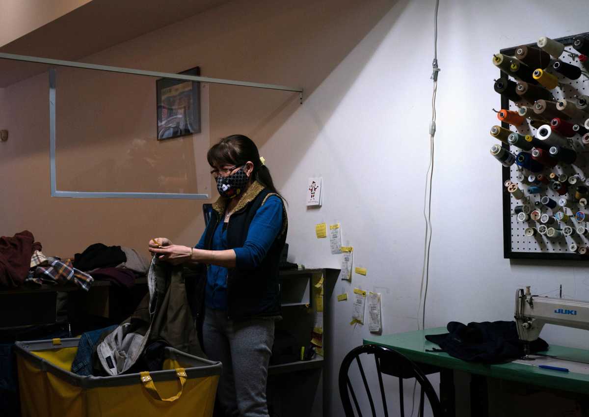 Γαλλία – κορονοϊός: Περισσότερη τηλεργασία ζητά η κυβέρνηση