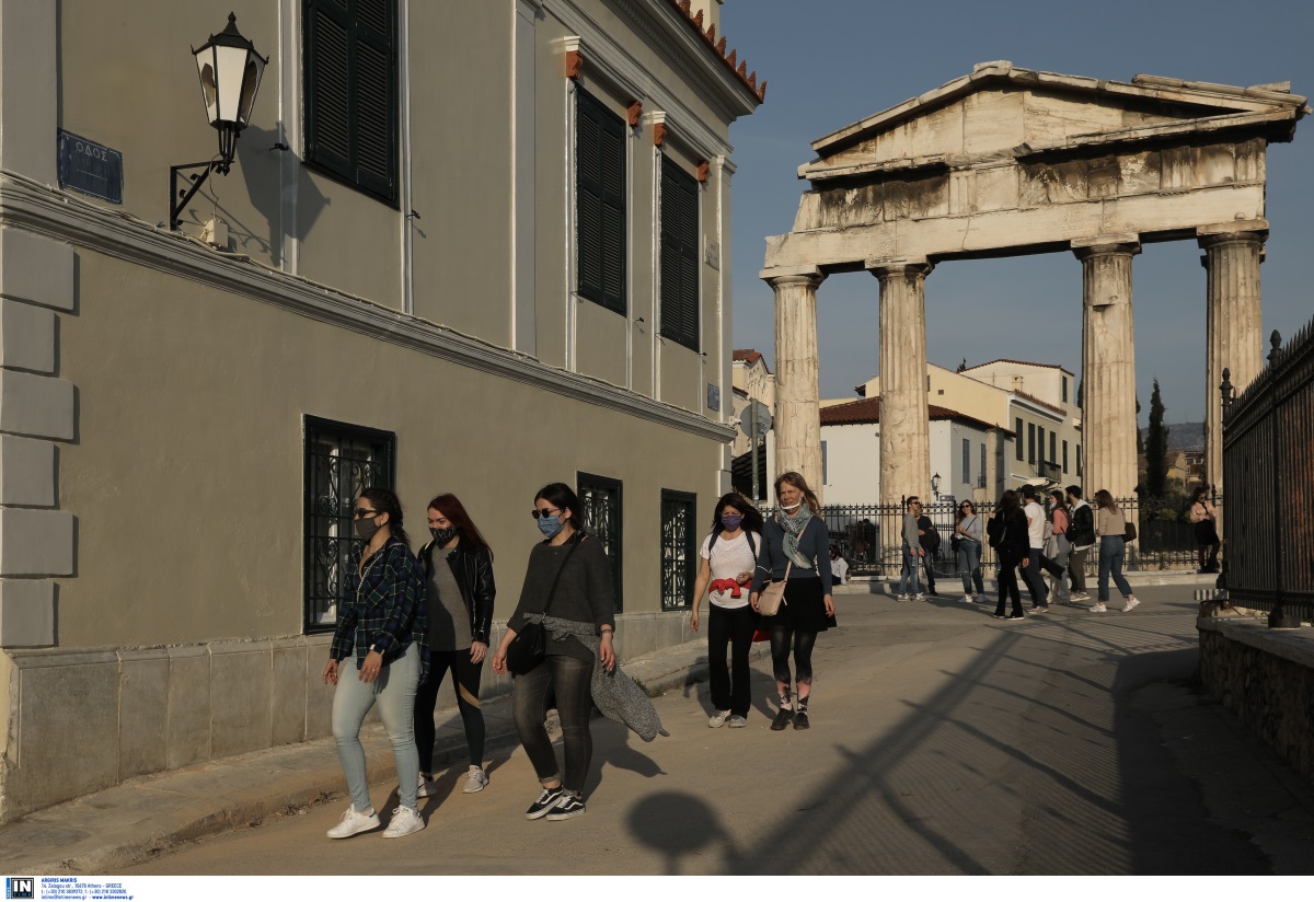 Κορονοϊός: 1305 κρούσματα στην Αττική, 374 στη Θεσσαλονίκη – Ο χάρτης της κατανομής