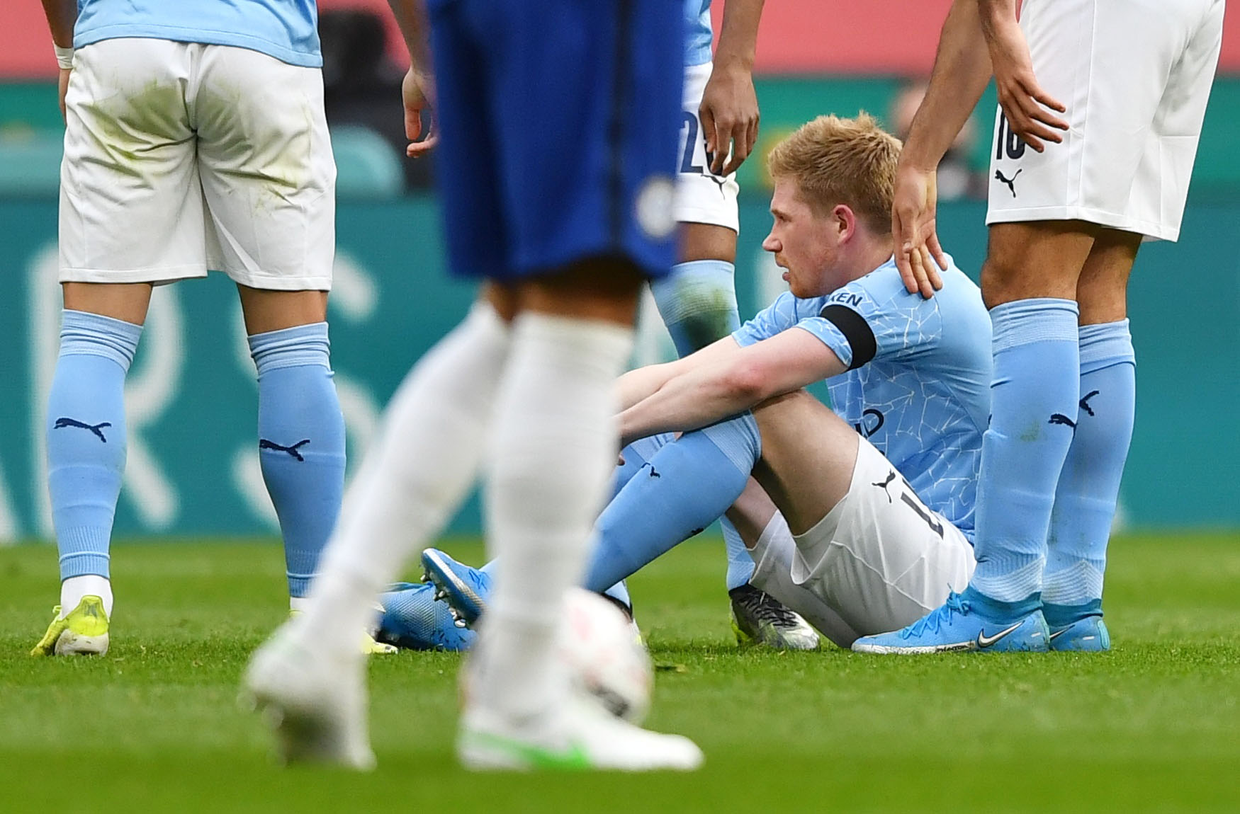 Soccer Football -  FA Cup Semi Final - Chelsea v Manchester City - Wembley Stadium, London, Britain - April 17, 2021 Manchester City's Kevin De Bruyne reacts Pool via REUTERS