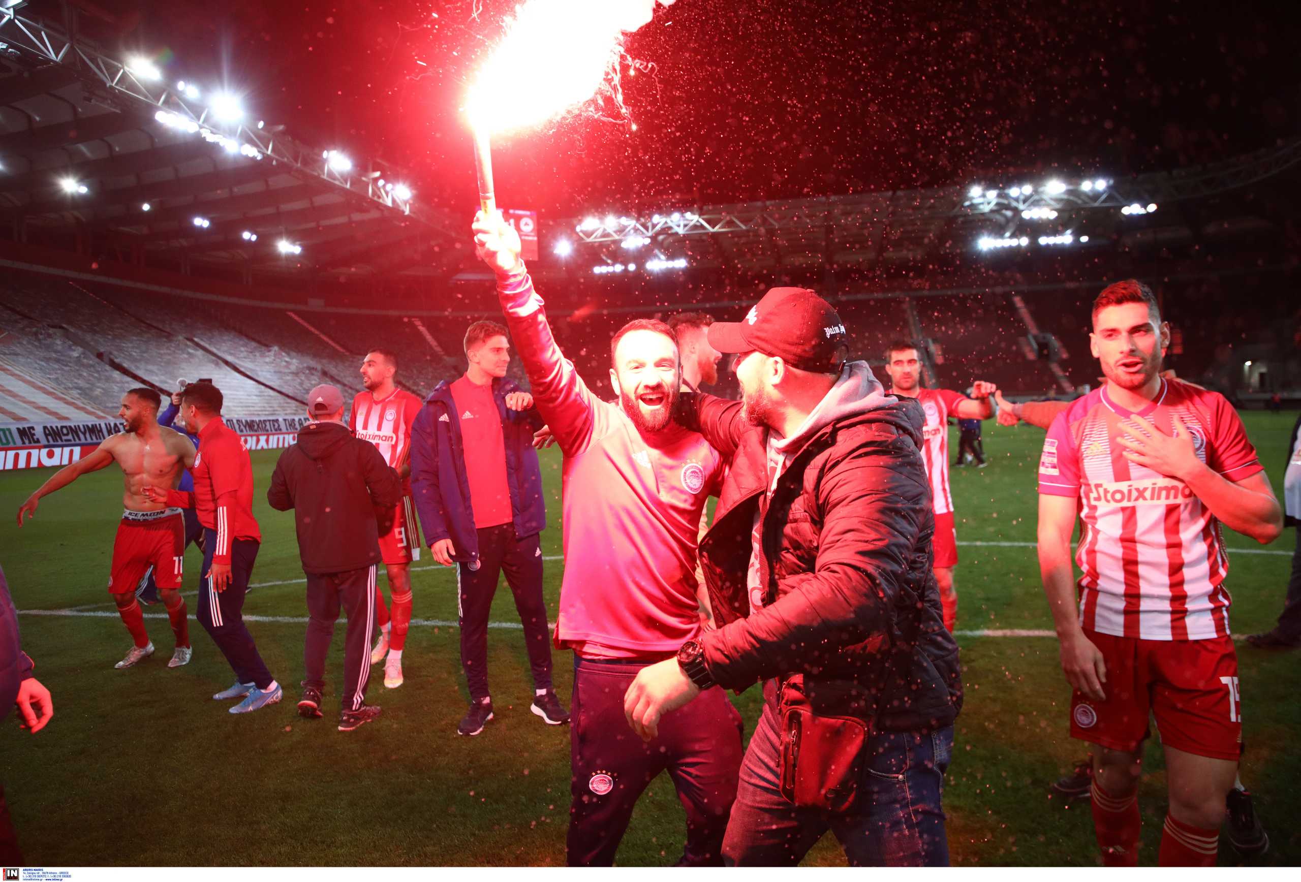 Ολυμπιακός: «Campeones campeones» και «πανηγύρι» από τους παίκτες (video)